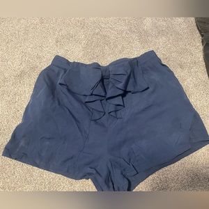 Blue flowy shorts with bow- Size M